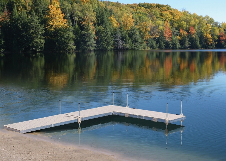 Picture of Aluminum Stationary Dock w/Resin Top
